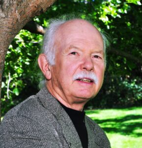 MD and psilocybin facilitator with decades of psychedelic experience and clinical care, trained with SubtleWinds and now teaching Neuroscience and Pharmacology. At Vital Reset in Oregon, he provides safe psilocybin treatment and supports clients from all backgrounds through trauma-informed, medically grounded care.