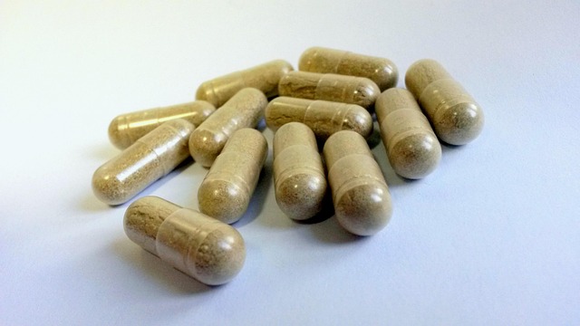 Capsules containing measured psilocybin dosage used in legal psilocybin treatment in Oregon, illustrating safe preparation and accurate dosing for a psilocybin experience.